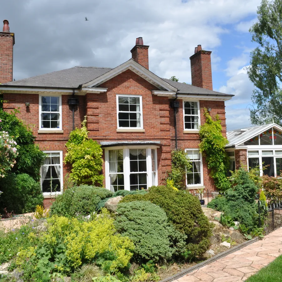 Lean-To Westcombe Park